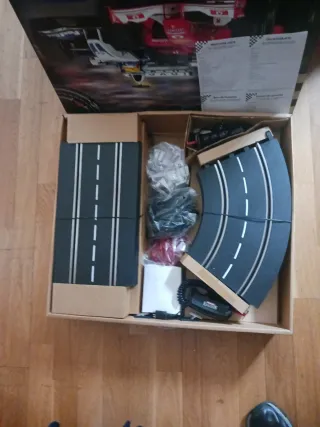 Scalextric con 2 coches completo