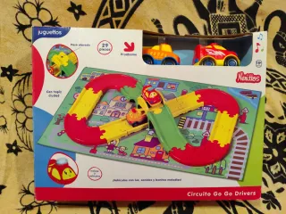 Circuito Coches Nenittos Go Go Drivers