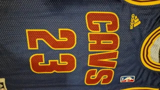 Maglietta NBA Adidas LeBron James 23 Taglia S