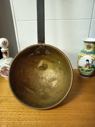 Cazo antiguo de latón 70 cm