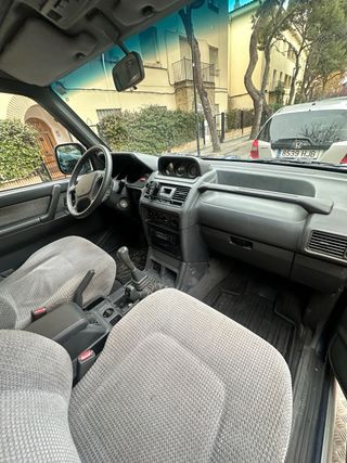 Mitsubishi Montero v20 de 1994