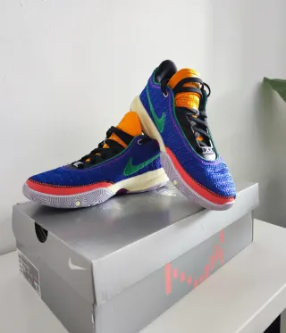Nike LeBron 20 Statue Edición Limitada