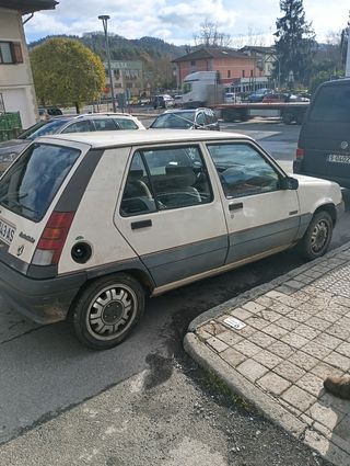 Renault 5 GTL