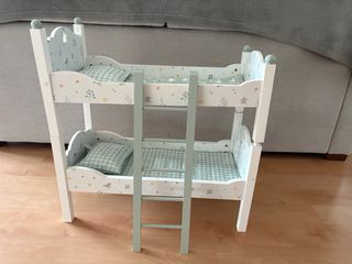 Litera para muñecas