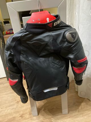 Chaqueta de moto Dainese cuero