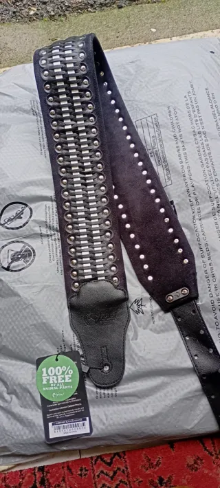 Correa de cuero para guitarra Righton