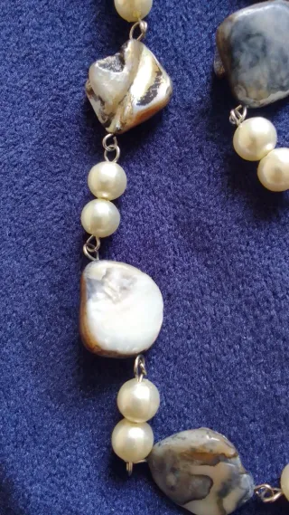 ✨Collar nácar natural y perlas de imitación.