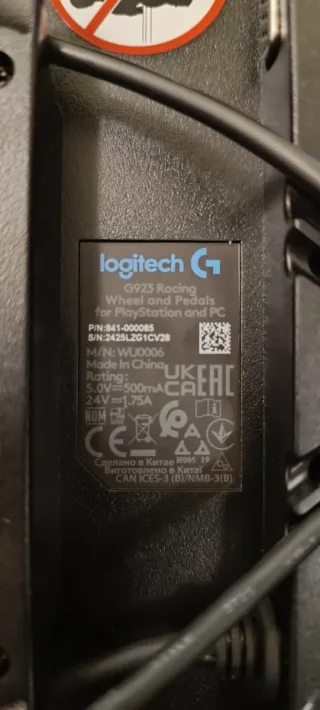 Volante Logitech G923 + Pedales PC/PS4/PS5