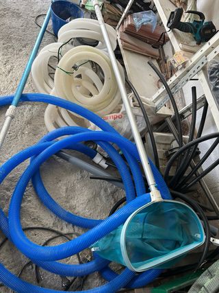 Herramientas de campo variadas todo el lote