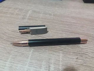 Bolígrafo Faber-Castell Neo Slim Oro Rosa