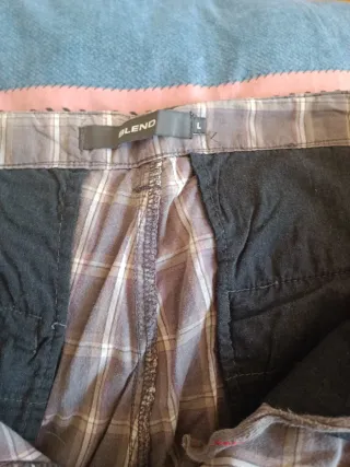 Pantalón corto a cuadros hombre