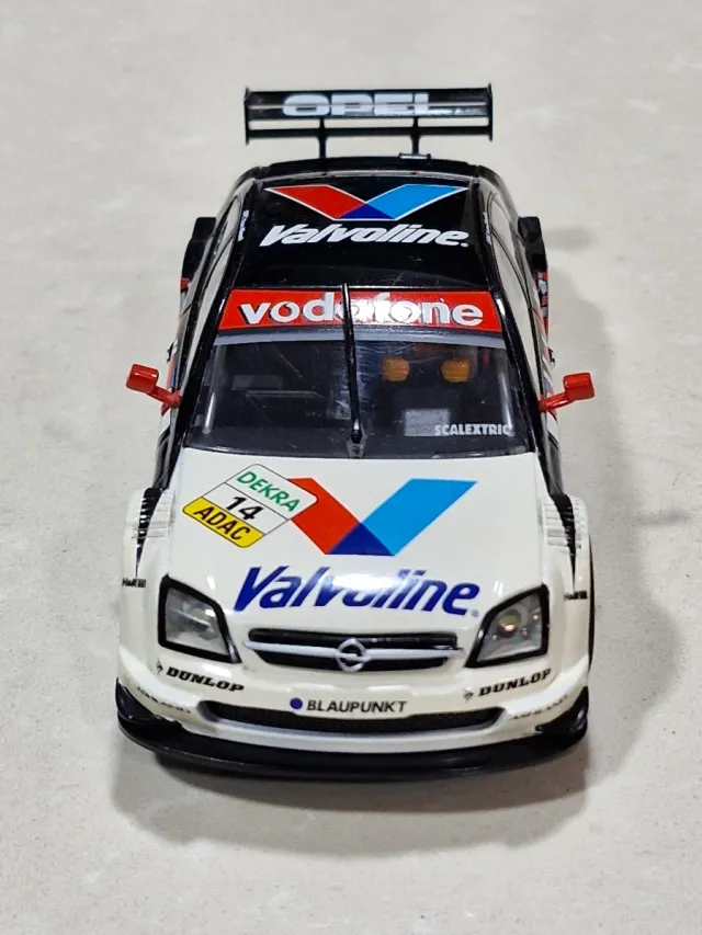 Scalextric Opel Vectra