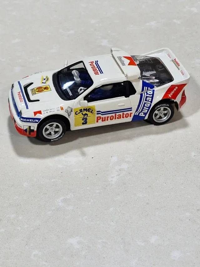 Scalextric Ford RS200 Purolator Carlos Sainz