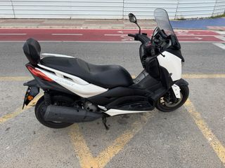 Yamaha XMAX 300cc (2017)