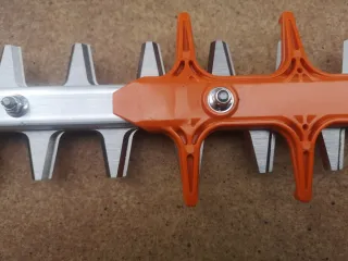 Cortasetos STIHL HS 81 R