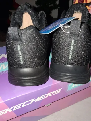 Zapatillas Skechers Negras