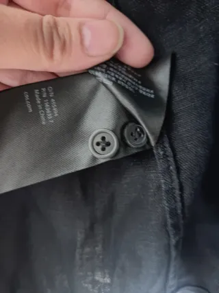 Camisa negra de lino