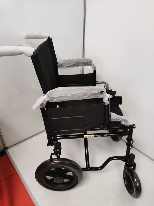 Silla de Ruedas PEPE Mobility Ligera Plegable