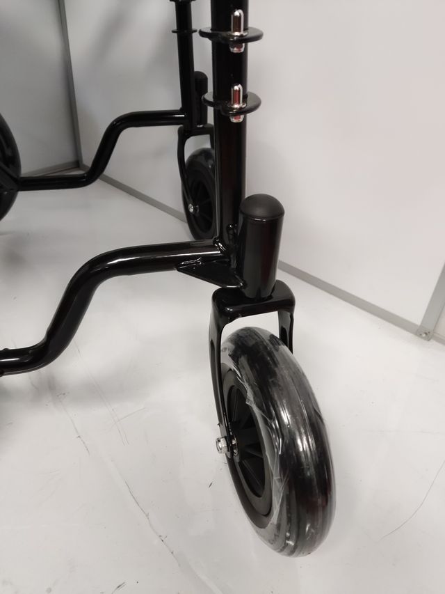 Silla de Ruedas PEPE Mobility Ligera Plegable