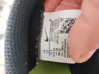 Zapatillas Nike Negras y Blancas