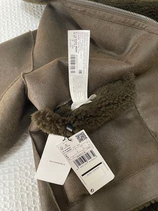 Cazadora reversible Mango efecto piel y peluche