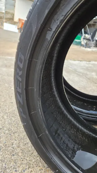 Pirelli PZero 275/35 ZR22