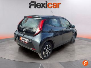 Toyota Aygo 1.0 70 x-play