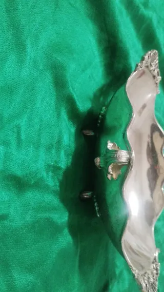 Piccola fruttiera in rame con argentatura