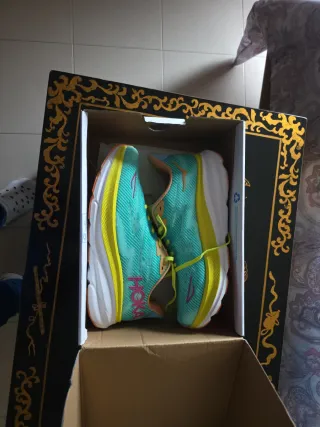 Hoka Clifton 9 Zapatillas Talla 42 2/3