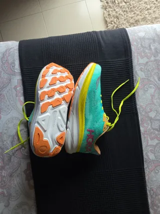 Hoka Clifton 9 Zapatillas Talla 42 2/3