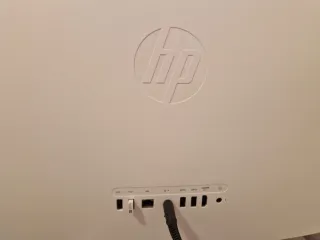 Ordenador HP Blanco con Teclado y Ratón