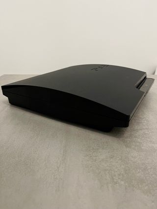 PS3 Slim + Mando + Juegos