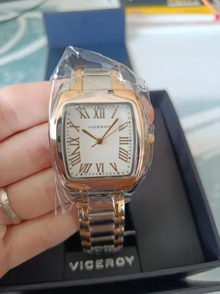 Reloj Viceroy Nuevo Dorado y Plateado