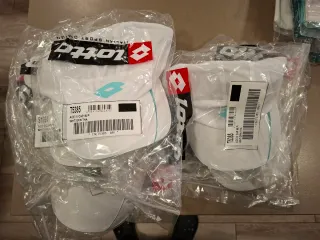 Lote Ropa Tenis: Calcetines, Gorras, Grips