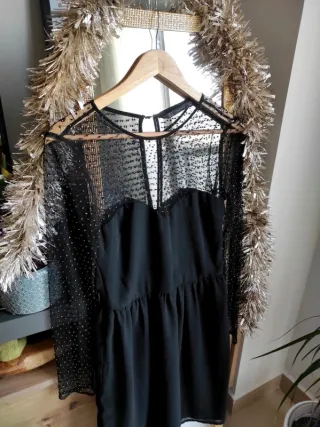 Vestido ZARA negro con transparencias abalorios