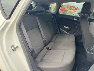 Opel Astra 2012 110CV