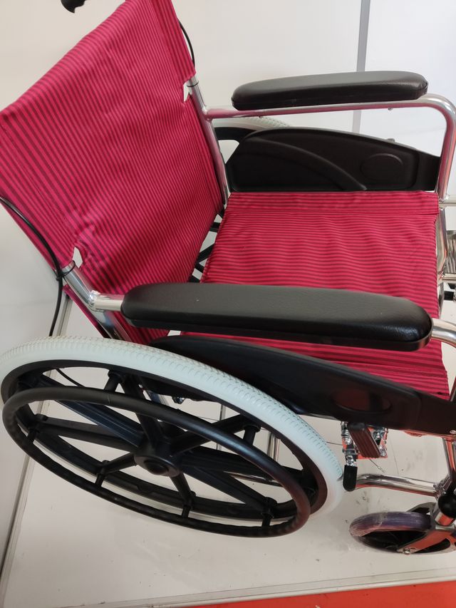 Silla de ruedas plegable QUIRUMED ALK864LBJ