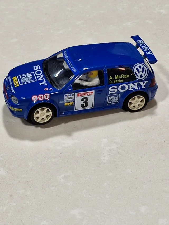 Scalextric Volkswagen Golf GTI ninco
