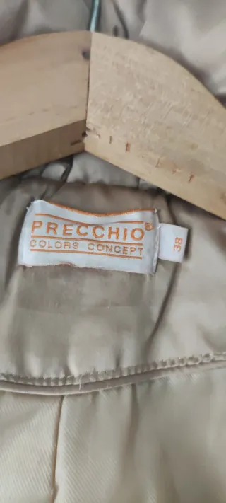 Abrigo corto acolchado mujer