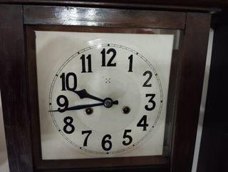 Reloj de pared JUNGHANS péndulo