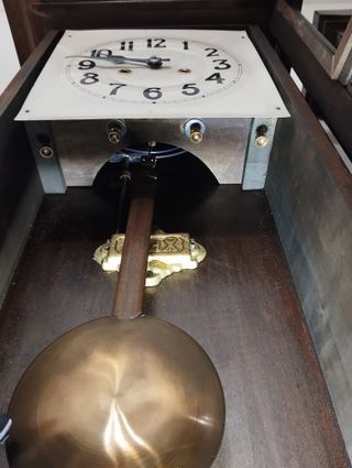 Reloj de pared JUNGHANS péndulo