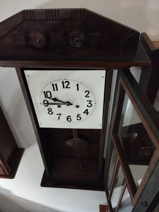 Reloj de pared JUNGHANS péndulo