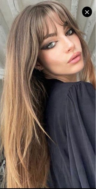 Preciosa Peluca Larga y Lisa Rubio Medio