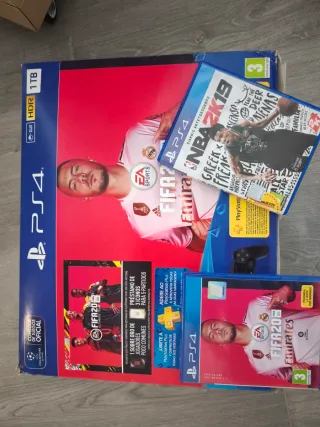 PS4 Slim 1TB + FIFA 20 y NBA 2K19+2 mandos