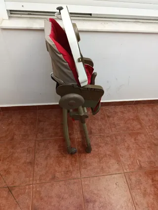 Trona Jane – cómoda, plegable y muy práctica