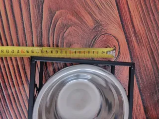 Porta ciotole rialzato per animali