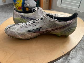 Botas de fútbol Mizuno Talla 44.5