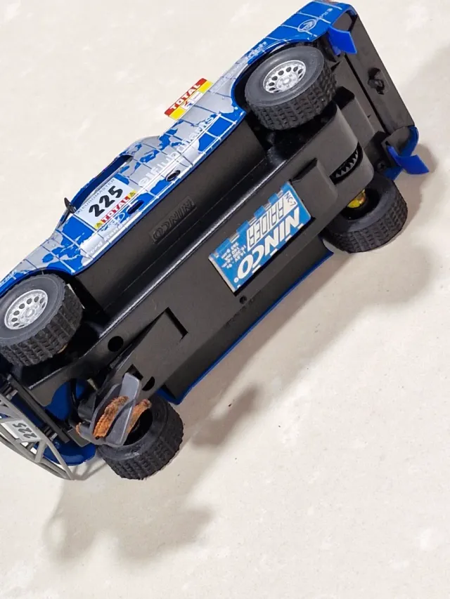 Scalextric Ford Ranger ninco