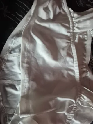 Crop top estilo corset blanco