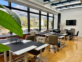 Oficina en alquiler en Lomas de Marbella Club - Puente Romano en Marbella